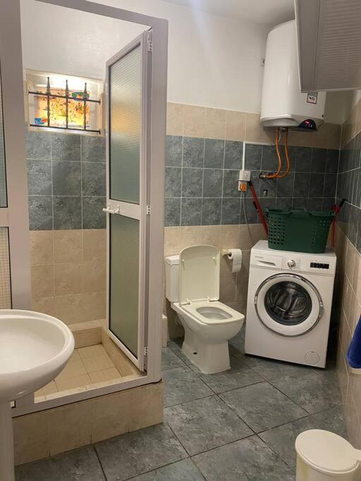 Stunning 2br - Near Beach! * Flic en Flac