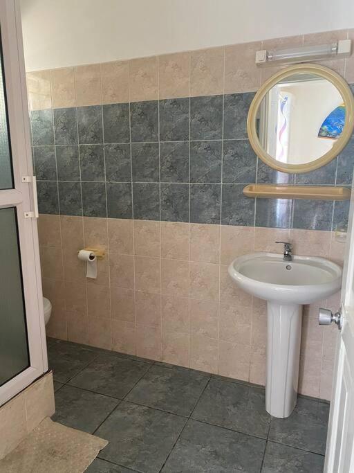 Stunning 2br - Near Beach! Flic en Flac